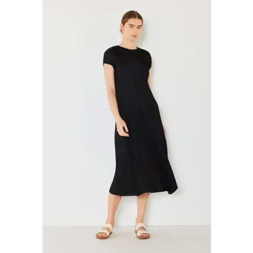 Pleated Sleeve Midi Dress