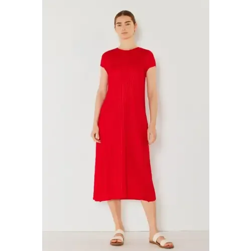 Pleated Sleeve Midi Dress
