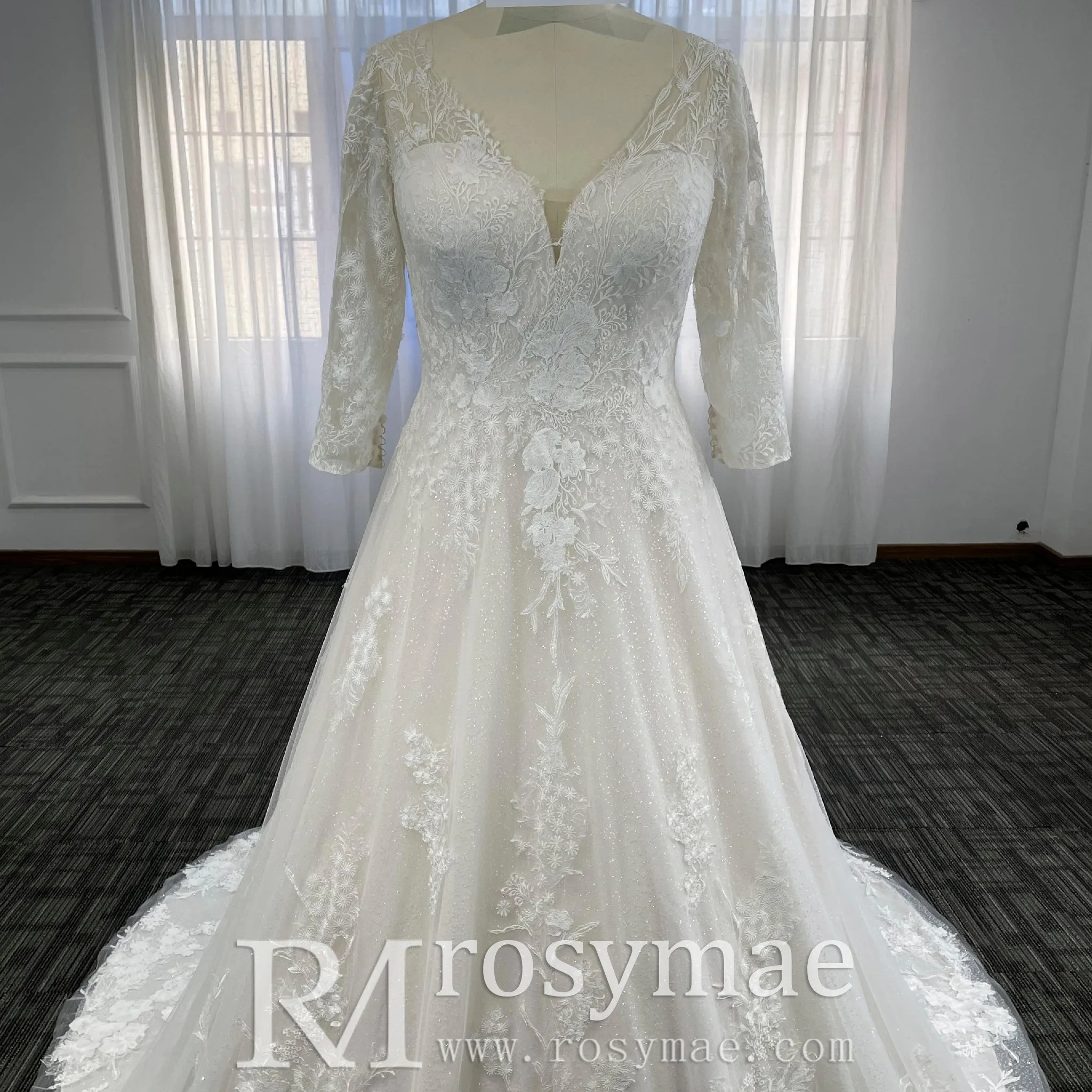 Plus Size A-line Tulle Lace Wedding Dresses & Gowns with 3/4 Sleeves