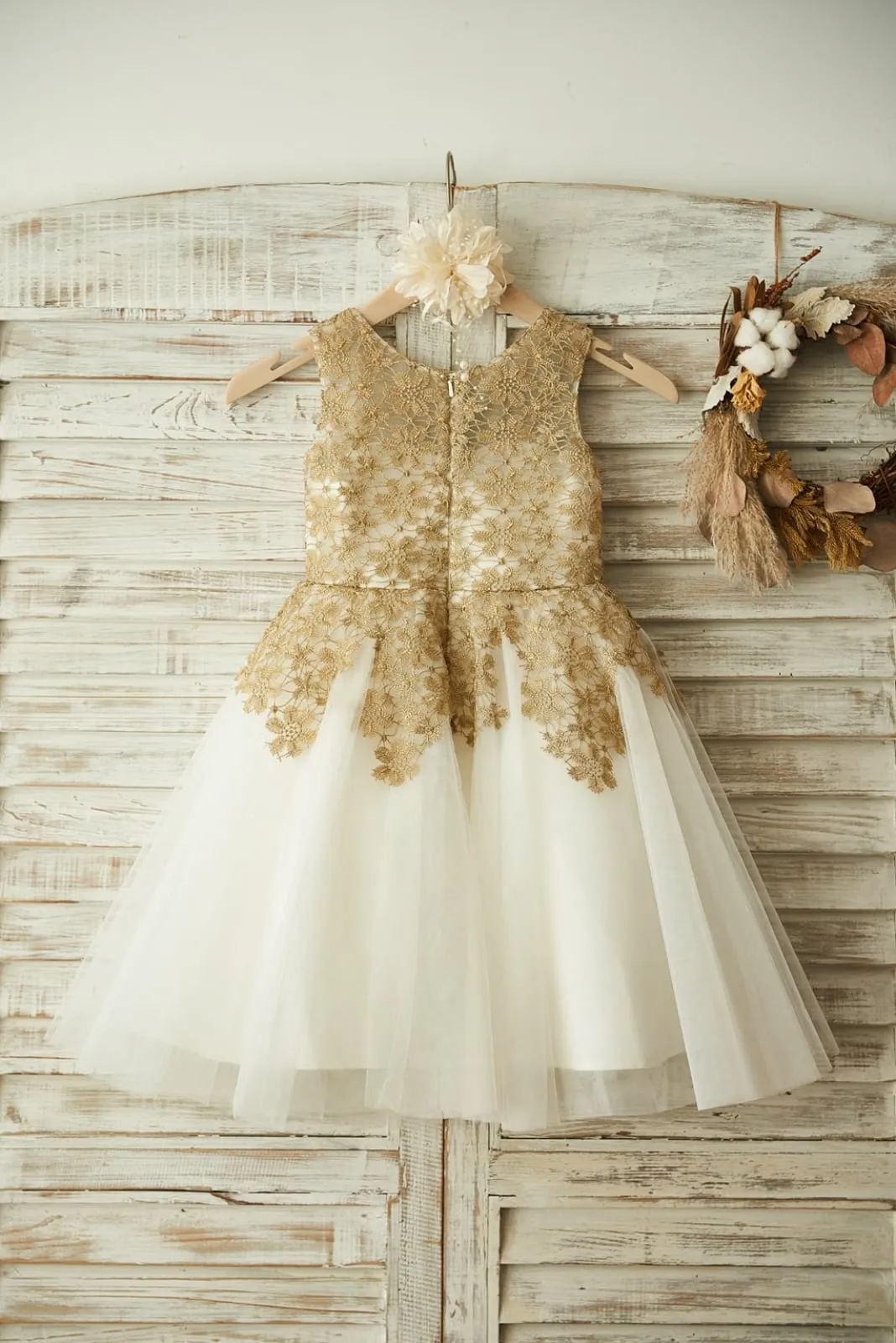 Princess Gold Lace Ivory Tulle Scoop Neck Wedding Flower Girl Dress