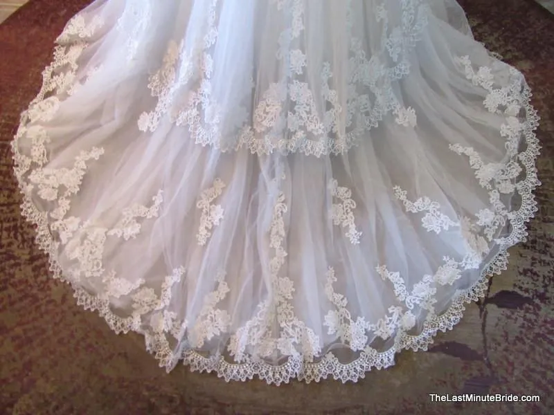 Pronovias Umana