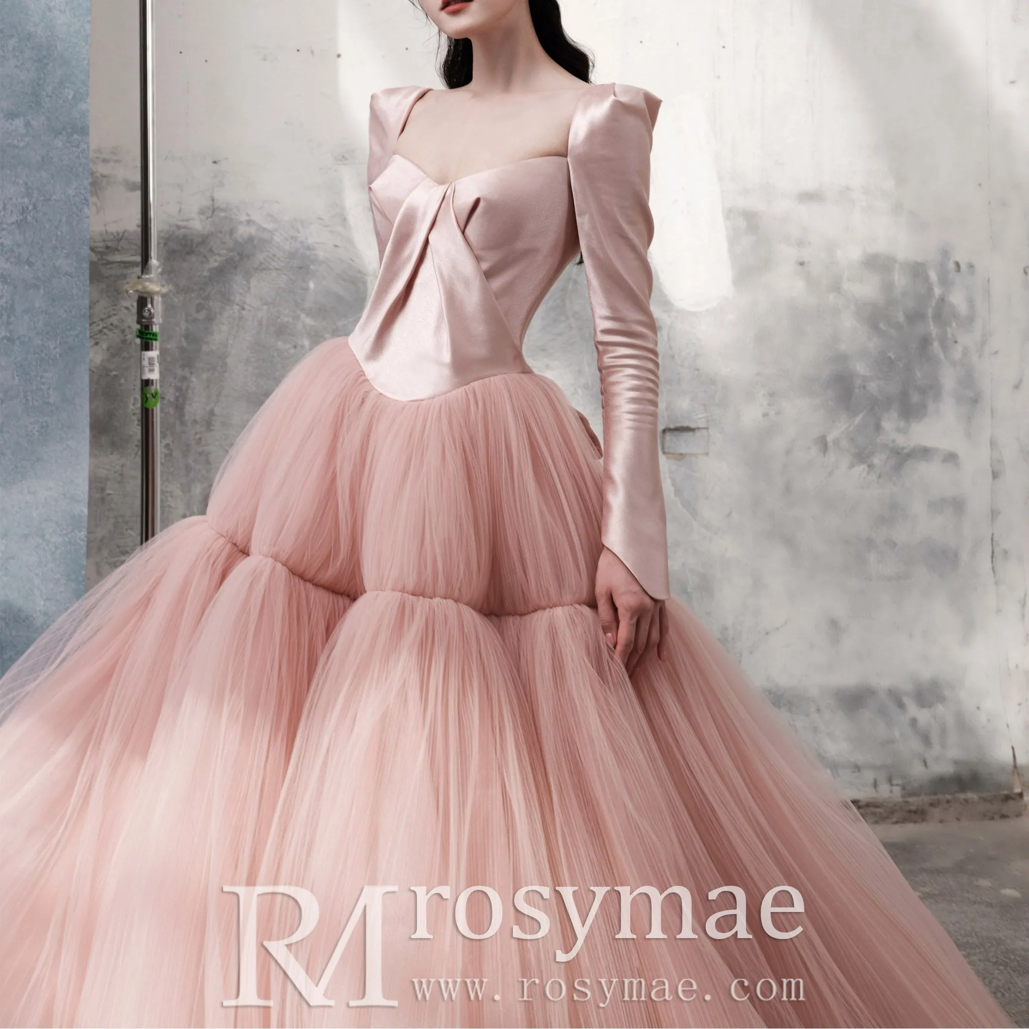 Queen Anne Neckline Formal Dresses and Evening Prom Party Gowns