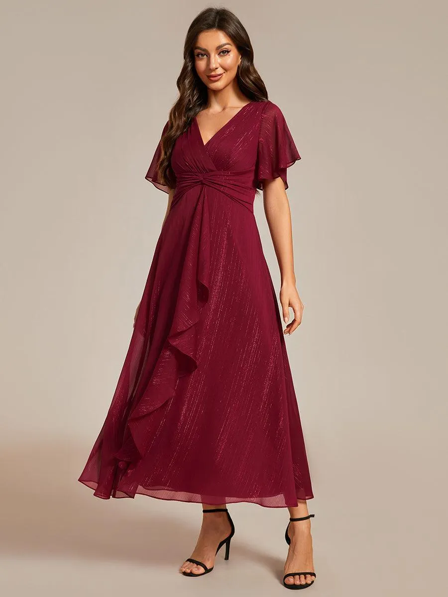 Robe d'invité de mariage mi-longue trapèze à manches courtes et paillettes avec ourlet à volants