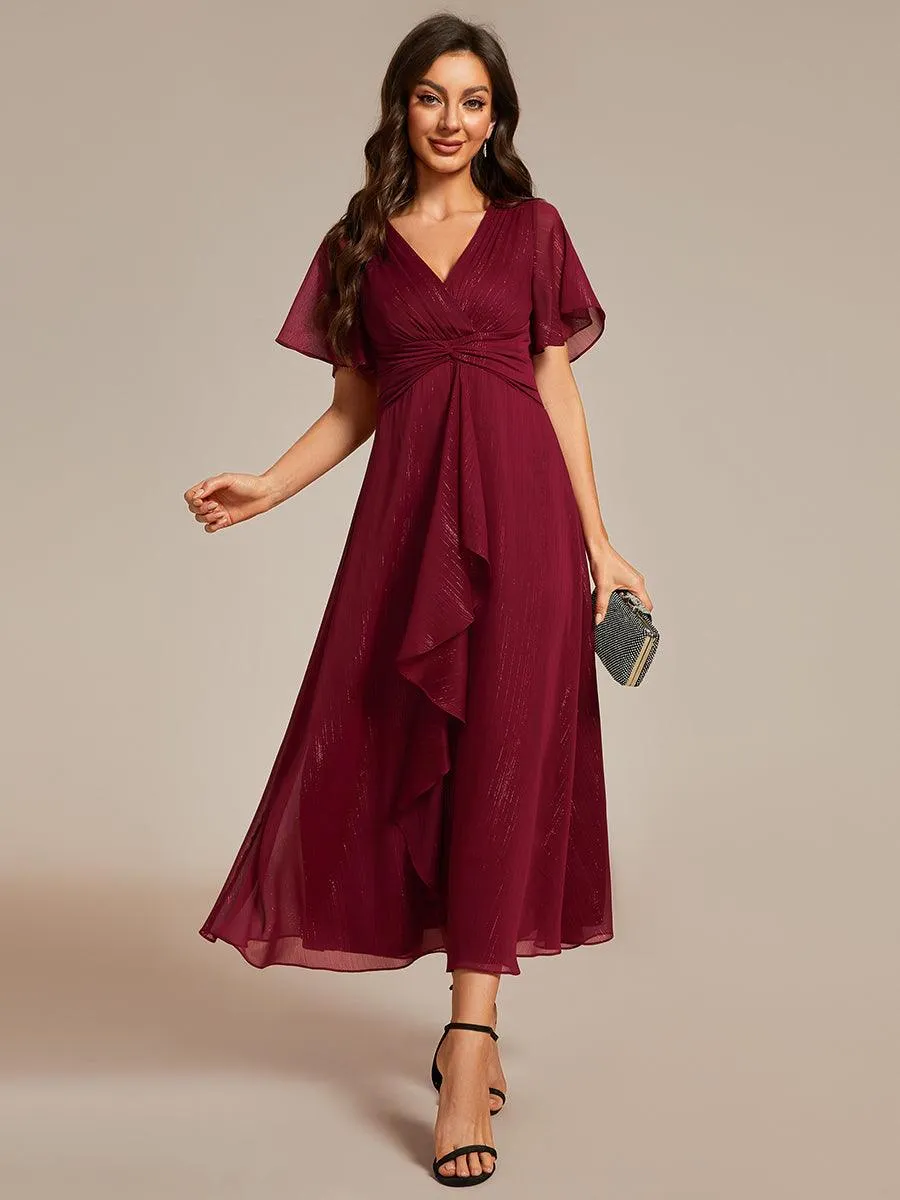 Robe d'invité de mariage mi-longue trapèze à manches courtes et paillettes avec ourlet à volants
