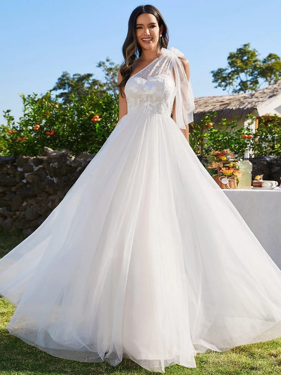 Robes de mariée en tulle à une épaule avec appliques