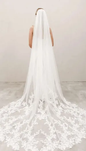 Roycebridal Dramatic Floral Veil V004