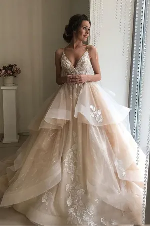 Roycebridal Elegant V-neck Spaghetti Straps Ruffled Tulle Lace Long Wedding Dresses,MW413