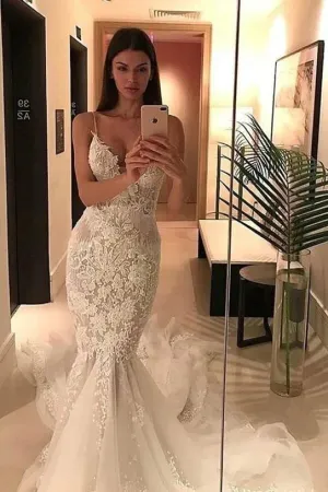 Roycebridal Gorgeous Tulle Mermaid V-neck Wedding Dresses With Lace Appliques, MW1012
