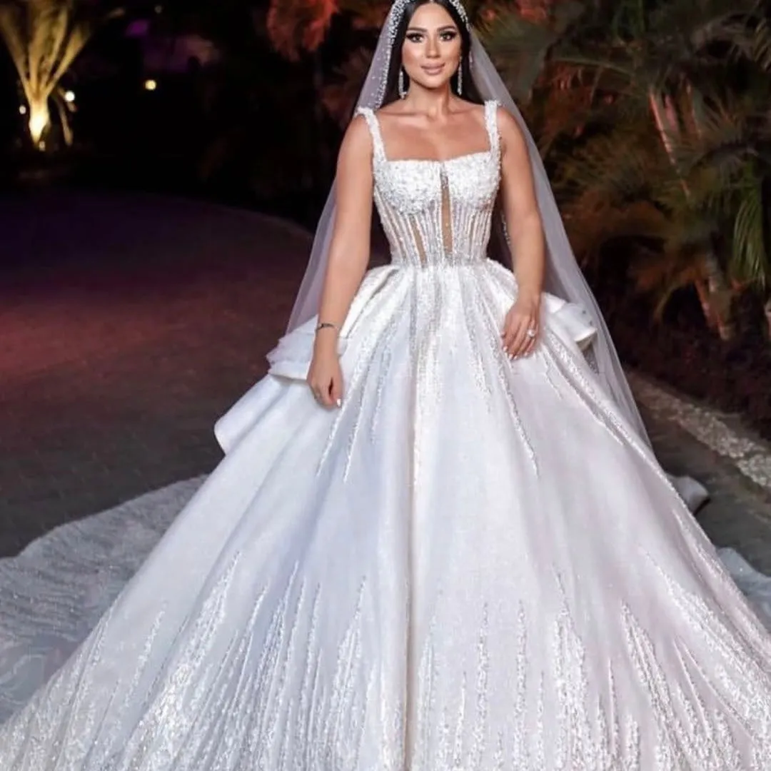 RSM67266 Luxury Sleeveless Lace Appliqué Gown Wedding Dresses