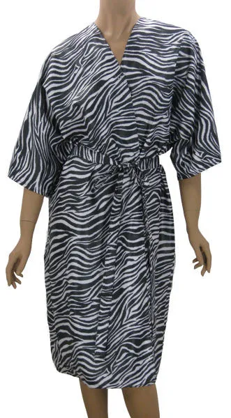 Salon Client Robes In Black White Zebra