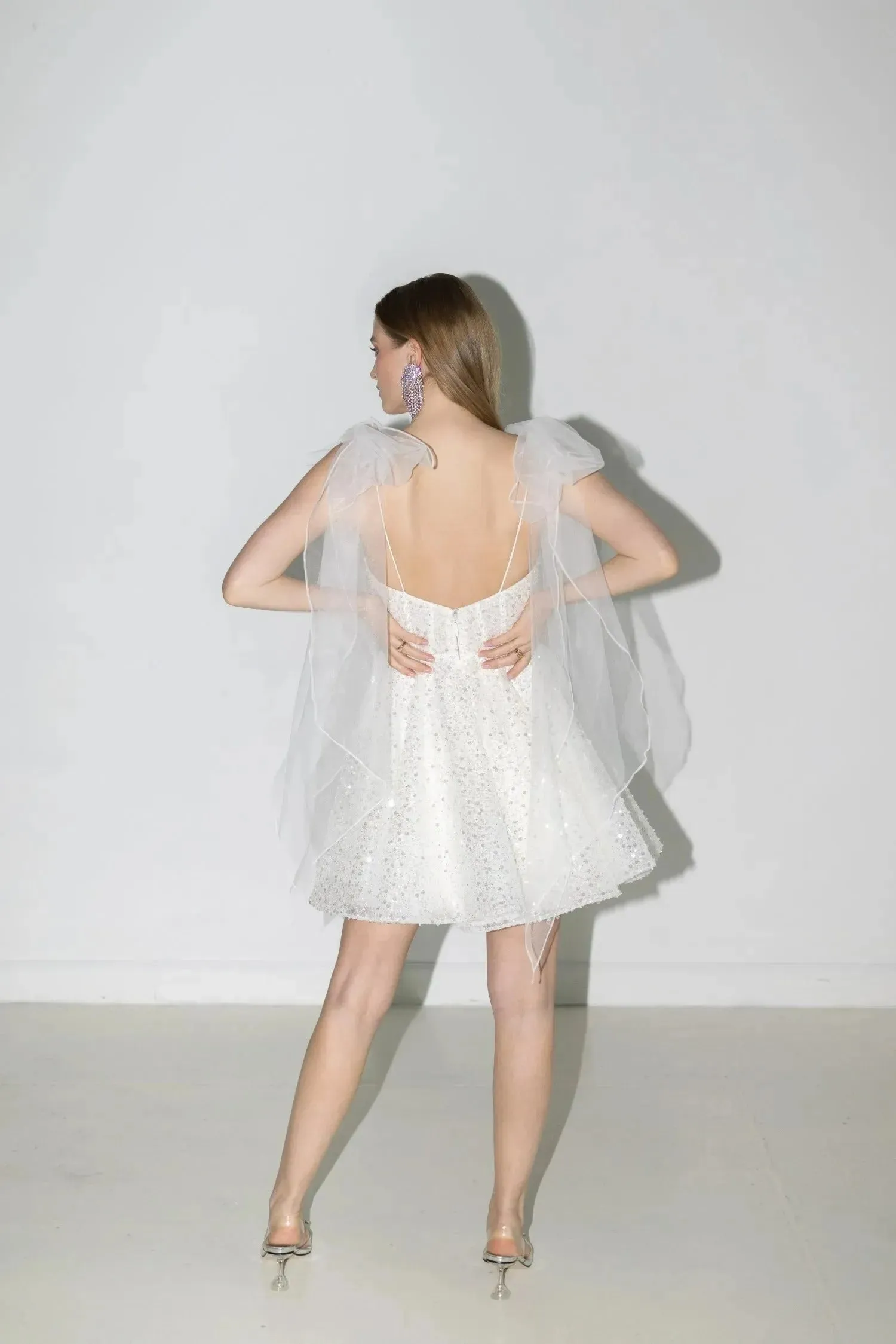 Sequined A-Line Wedding Dresses Bow Tulle Shoulder Strap Sweetheart Bridal Gowns Above Knee Vestido De Novia Custom Made