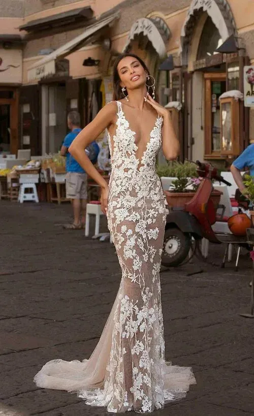 Sexy Lace Mermaid Wedding Dress Plunging V-Neck Boho Bridal Gown Backless Court Train Custom Vestido De Noiva vestido de noiva