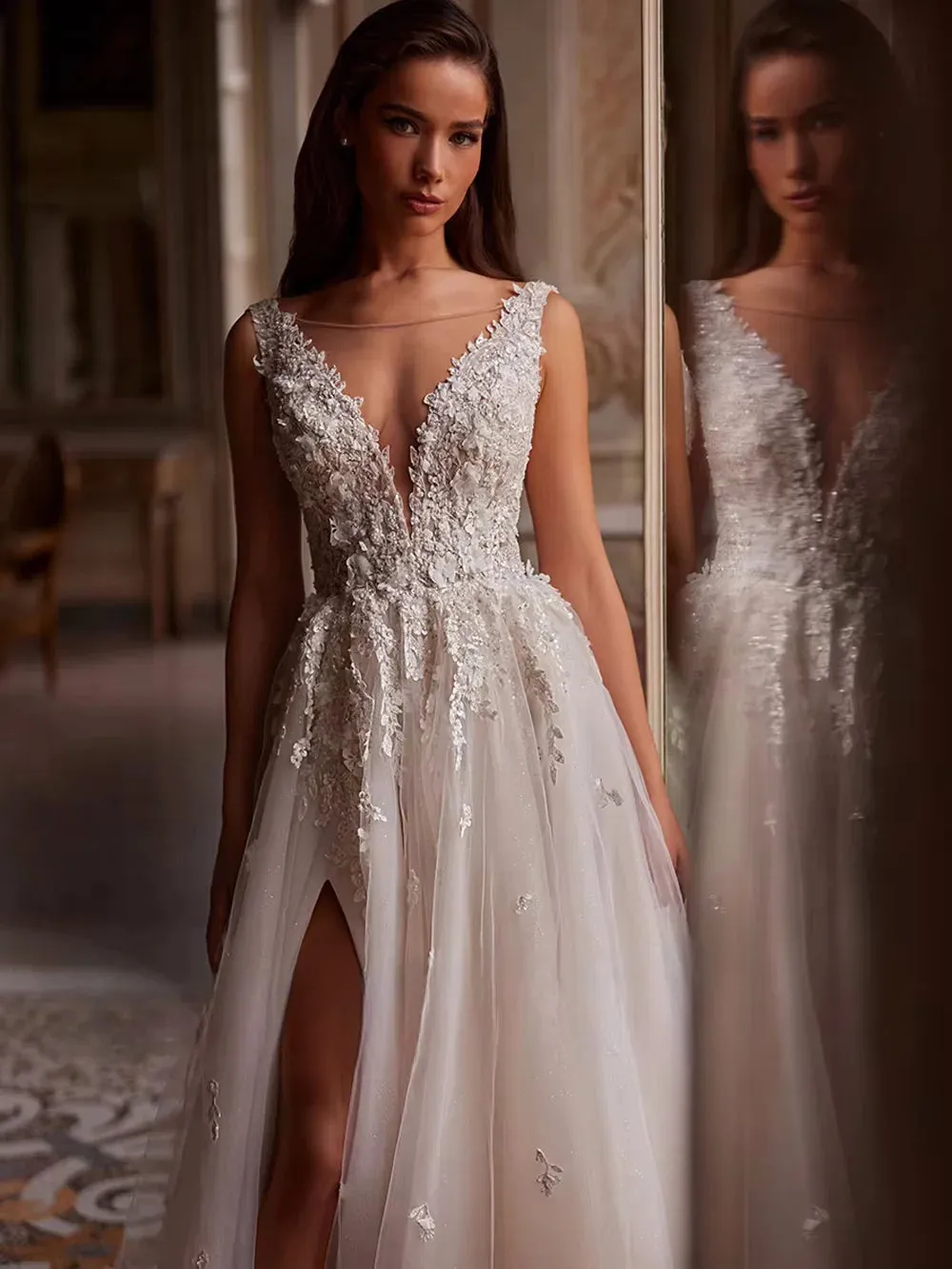 Sexy Wedding Dress Vestido De Noiva Customized Deep V Neck Sleeveless Applique Tulle High Split Bridal Gown for Bride