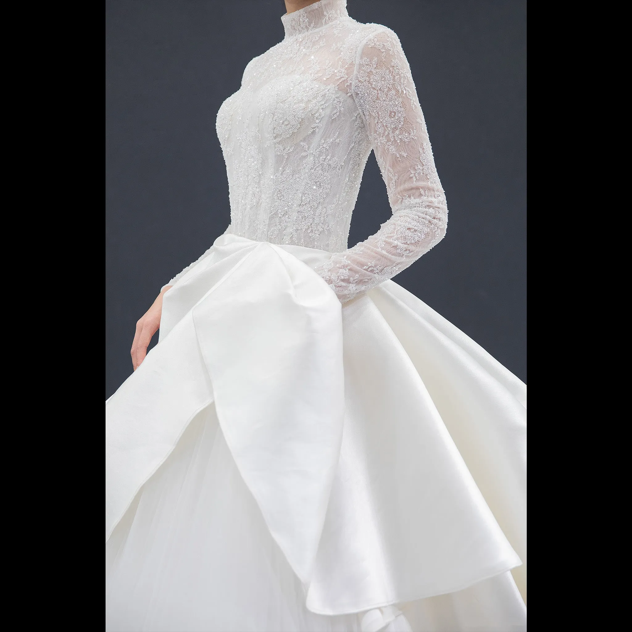 Sheer Long Sleeve O-neck TurtleNeck Muslim Wedding Dresses