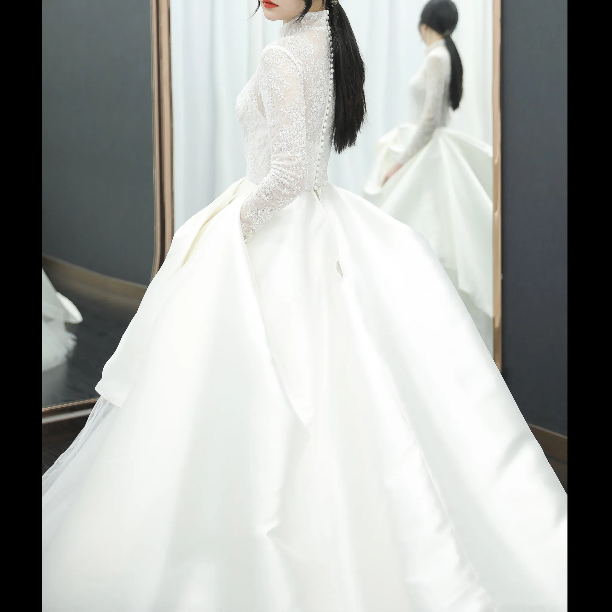 Sheer Long Sleeve O-neck TurtleNeck Muslim Wedding Dresses