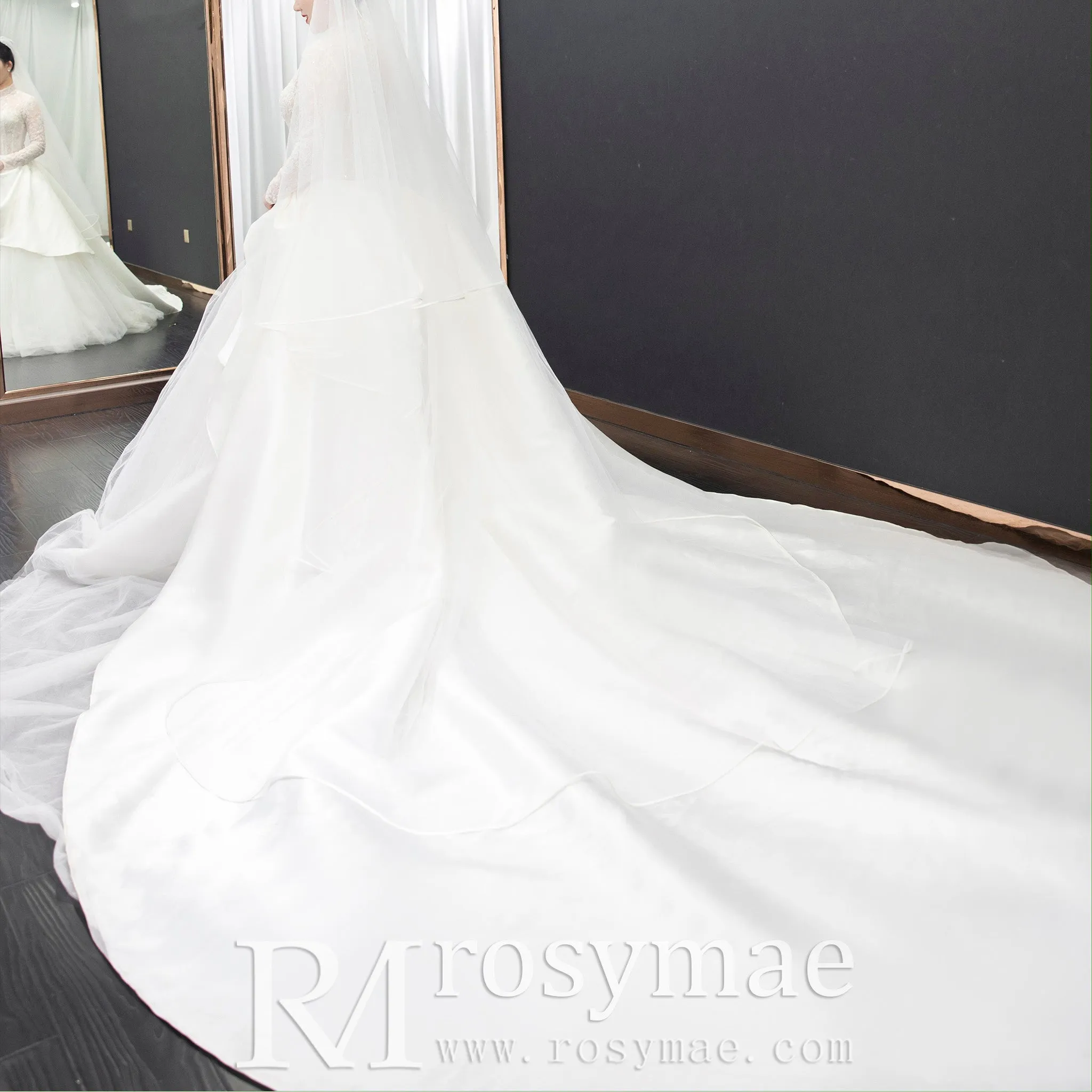 Sheer Long Sleeve O-neck TurtleNeck Muslim Wedding Dresses