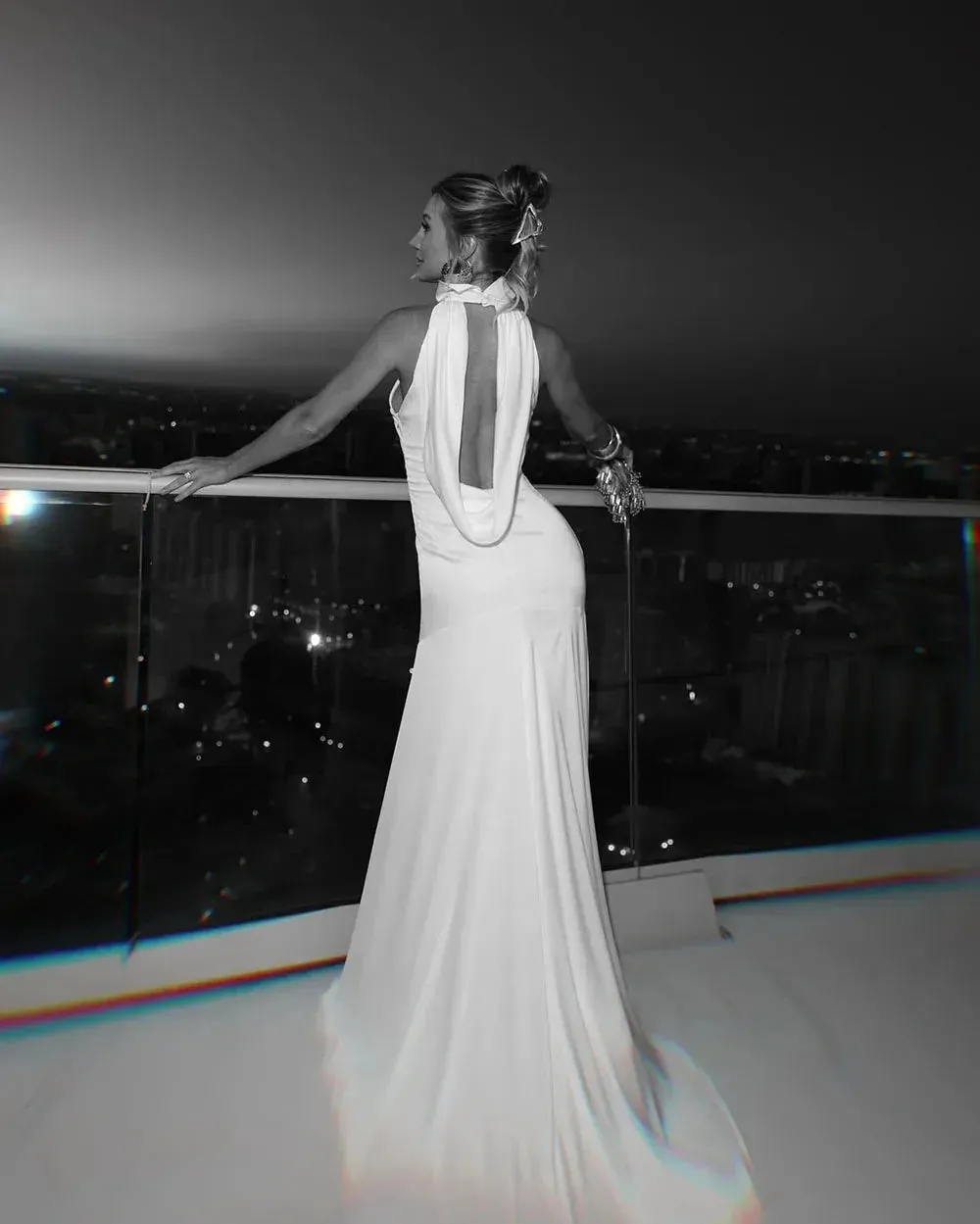 Simple Sexy Wedding Dress V neck Wedding Gown High Slit Satin Backless Bridal Gown For Women Vestido de Novia
