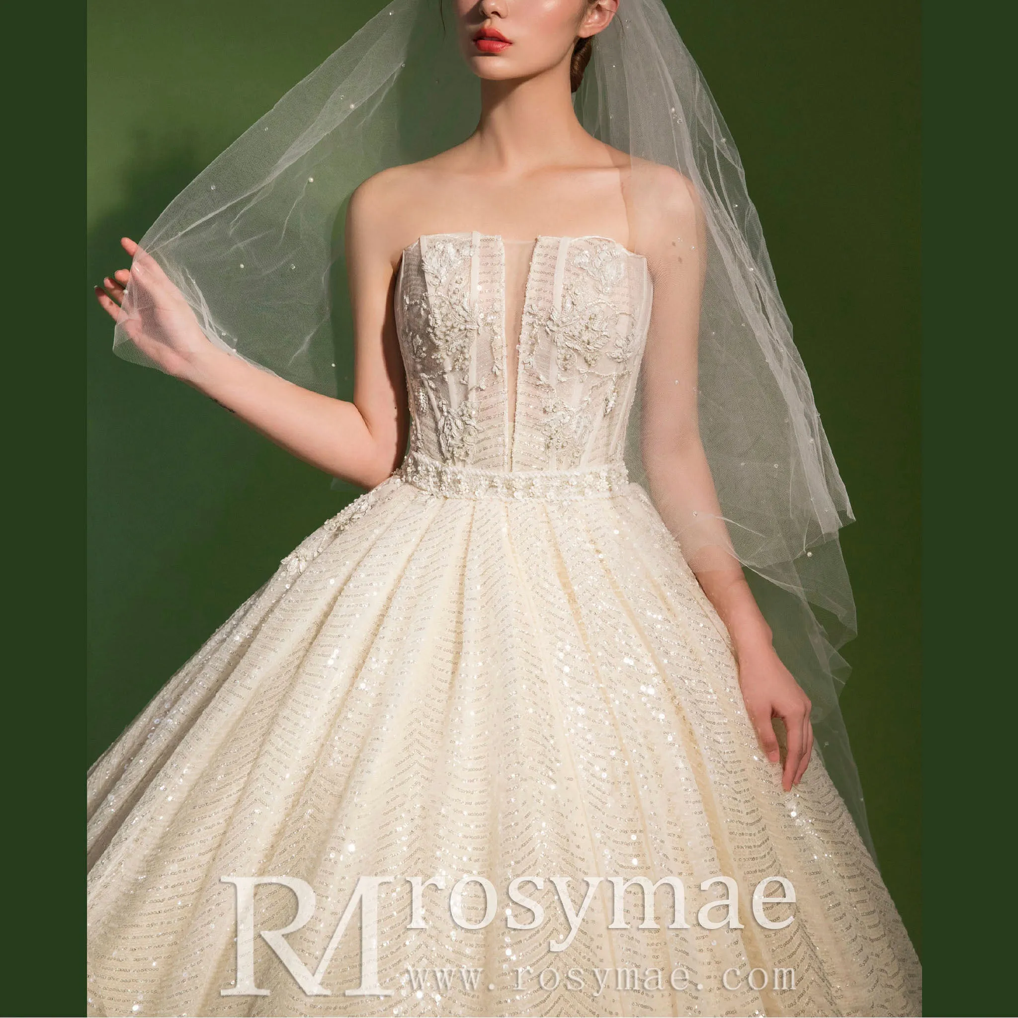 Straight Neck Ballgown Sparkly Wedding Dress with Plunging
