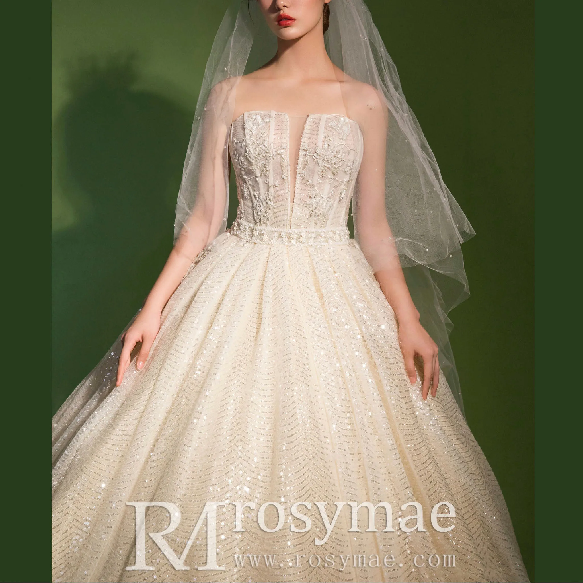 Straight Neck Ballgown Sparkly Wedding Dress with Plunging