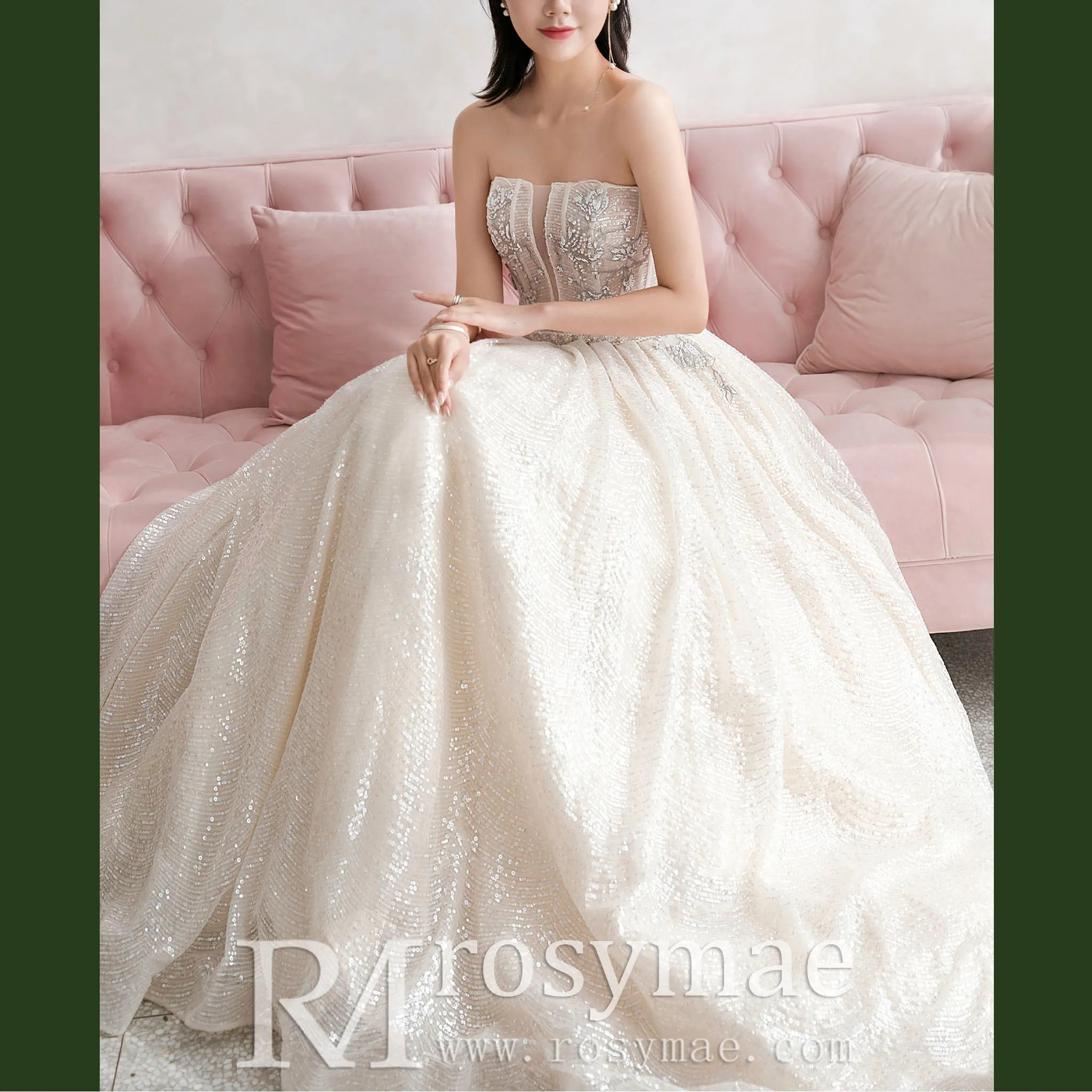 Straight Neck Ballgown Sparkly Wedding Dress with Plunging