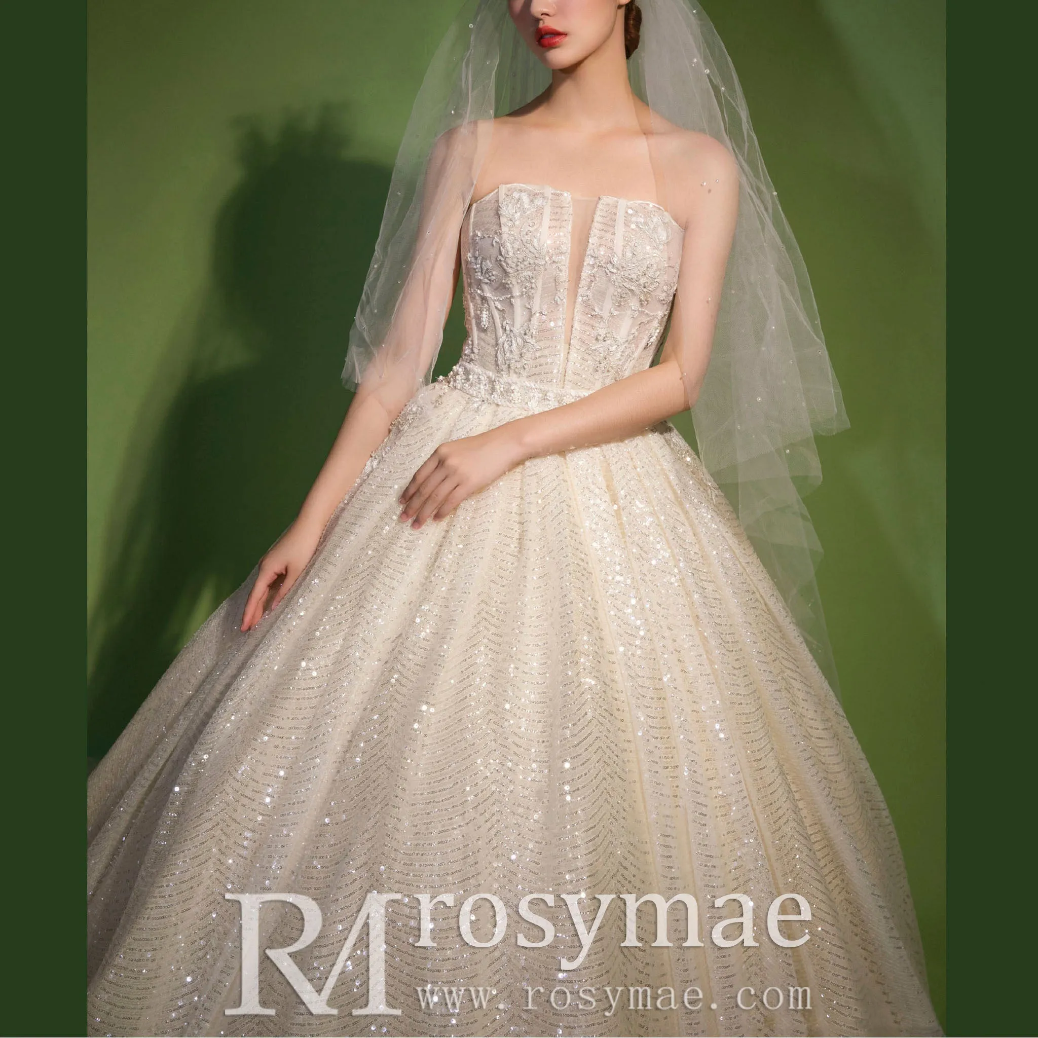 Straight Neck Ballgown Sparkly Wedding Dress with Plunging