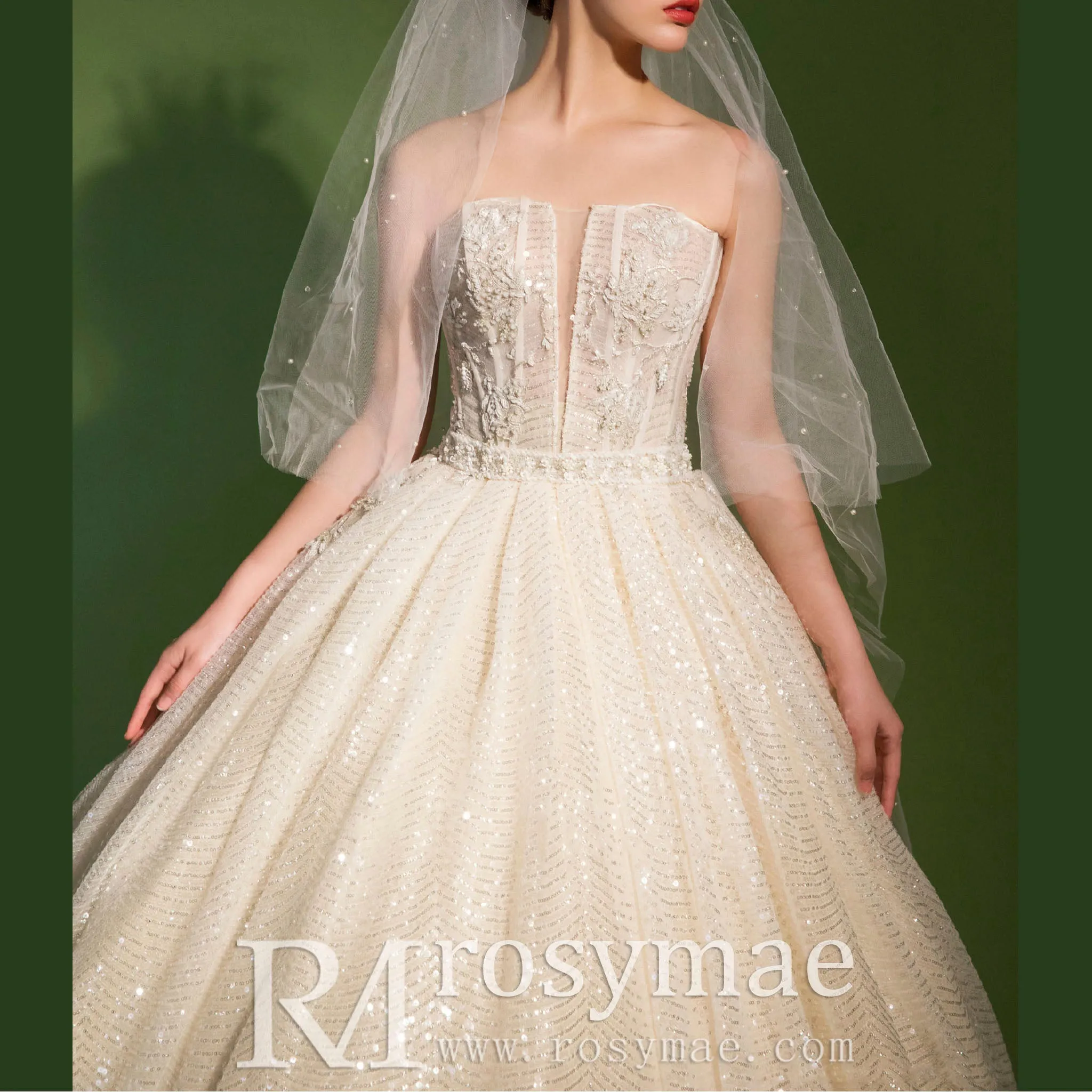 Straight Neck Ballgown Sparkly Wedding Dress with Plunging