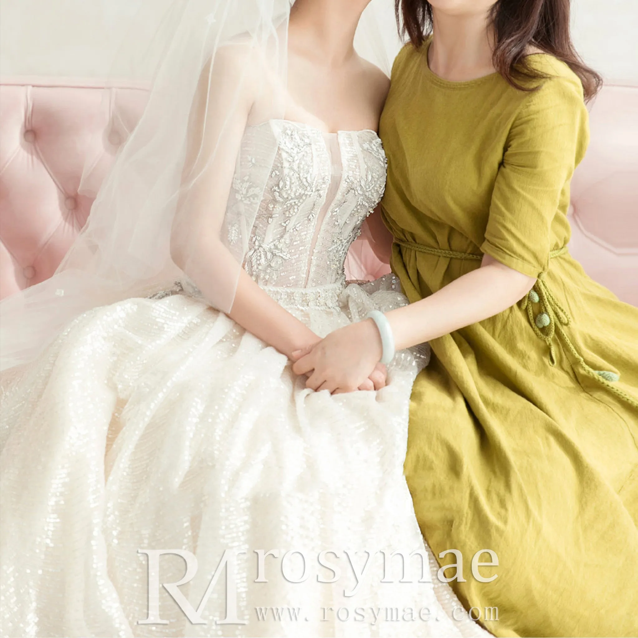 Straight Neck Ballgown Sparkly Wedding Dress with Plunging