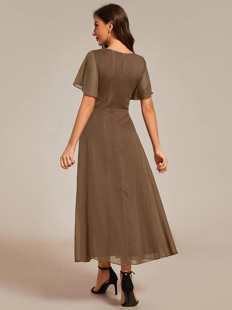 Taille personnalisée Robe d'invité de mariage mi-longue trapèze à manches courtes et paillettes de grande taille avec ourlet à volants