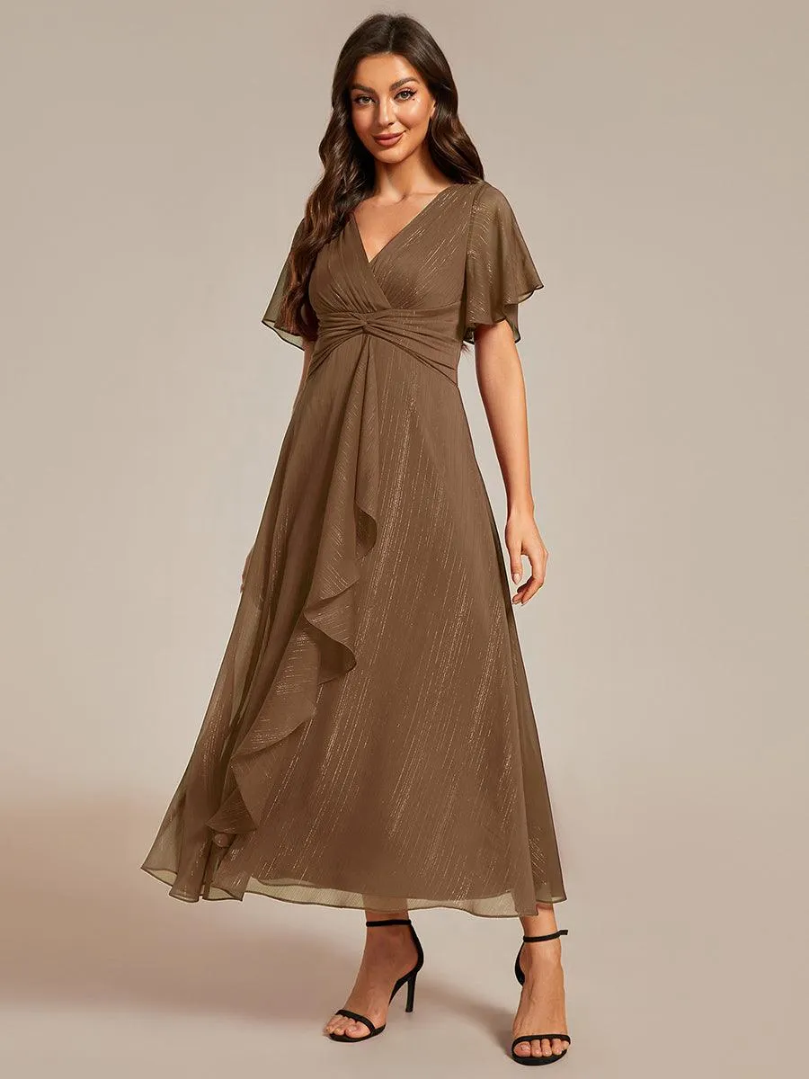 Taille personnalisée Robe d'invité de mariage mi-longue trapèze à manches courtes et paillettes de grande taille avec ourlet à volants