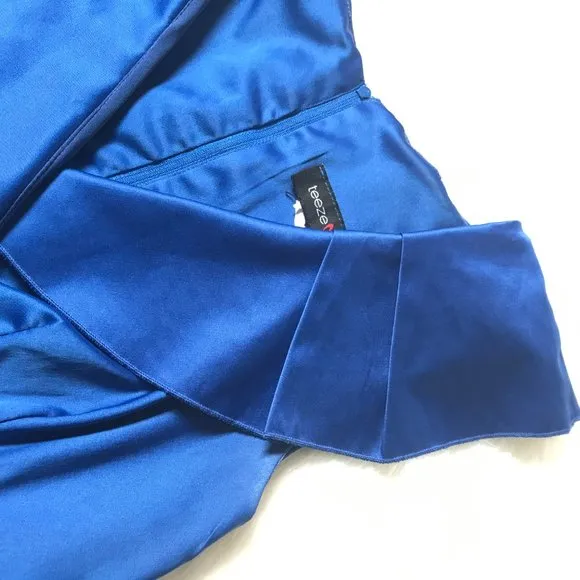 Teeze Me Sleeveless Pleated V Collar Dress in Blue