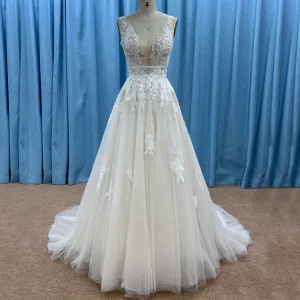 Trendy A-line Tulle Lace Vneck Wedding Dresses with Tank Top