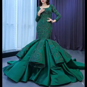 Trumpet Evening Dress Long Sleeve Wedding Dress with Square Neck