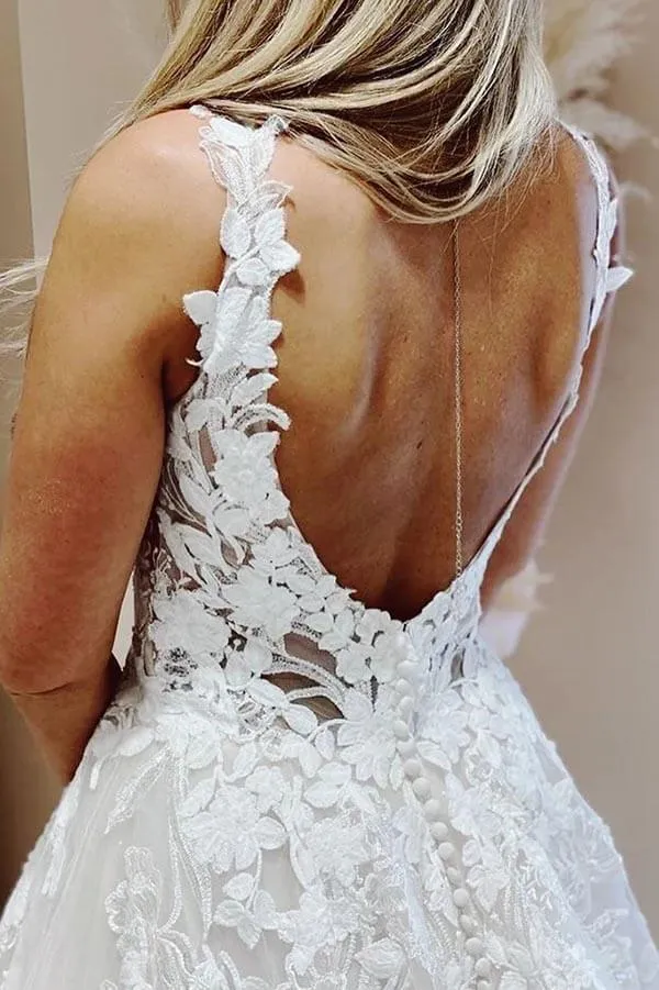 Tulle Ball Gown V-neck Lace Appliques Wedding Dresses, Bridal Gown, MW876