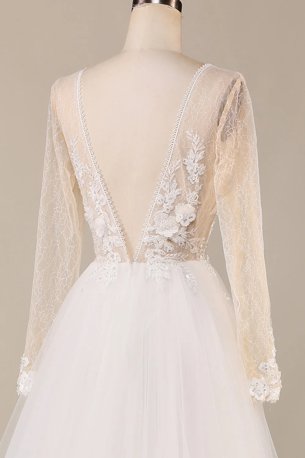 Tulle Ivory Long Sleeves Wedding Dress with Lace