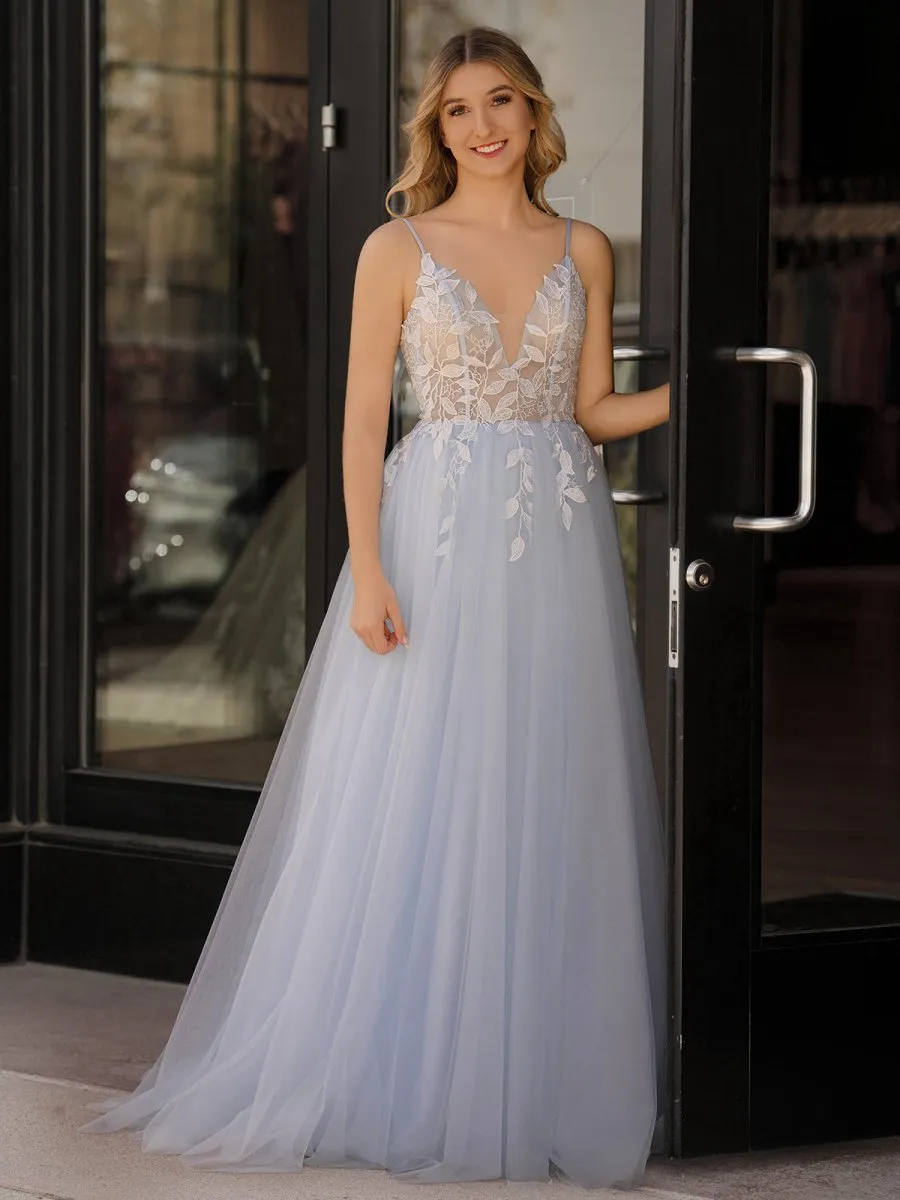 V Neck Lace-Up Appliques Tulle Long Prom Dresses