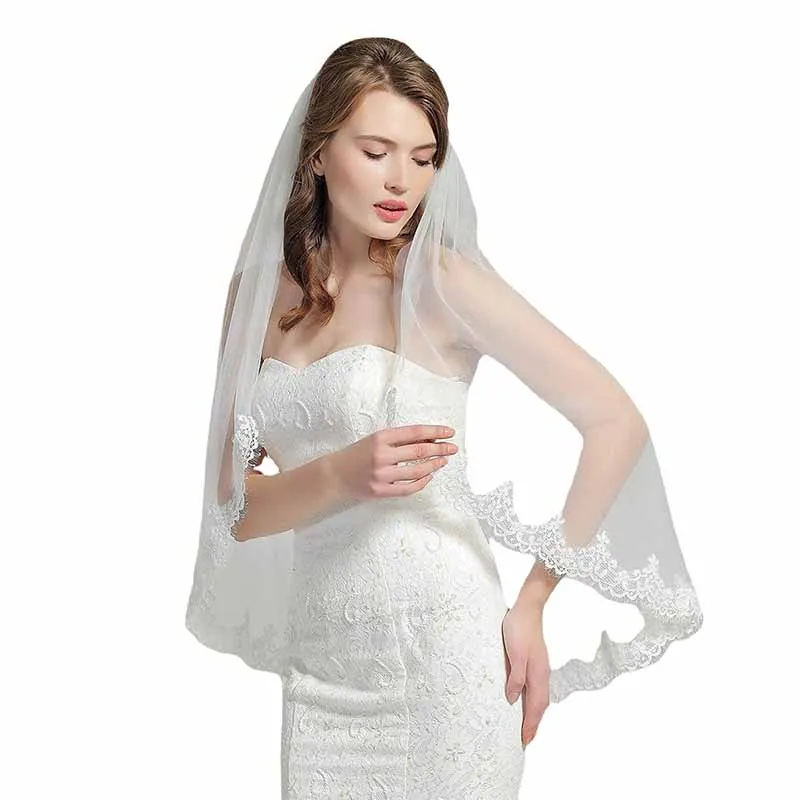Wedding Bridal Veil with Comb Lace Applique Edge Veil